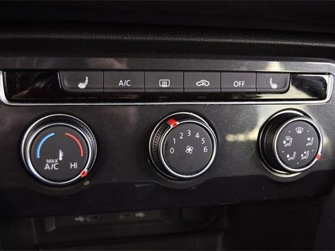 Certified 2023 Volkswagen Tiguan S image 13