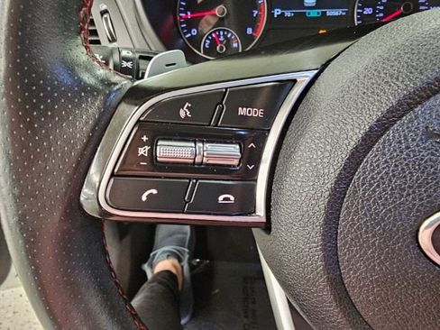 Used 2020 Kia Optima SX image 11