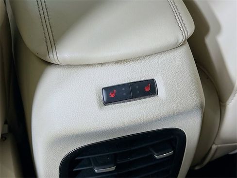 Used 2016 Lincoln MKC Reserve w/ Lincoln MKC Climate Package image 27