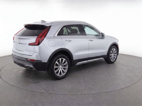 Certified 2023 Cadillac XT4 Premium Luxury w/ Enhanced Visibility Package FWD image 4