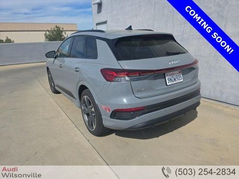 Used 2024 Audi Q4 e-tron Premium w/ Convenience Package image 4