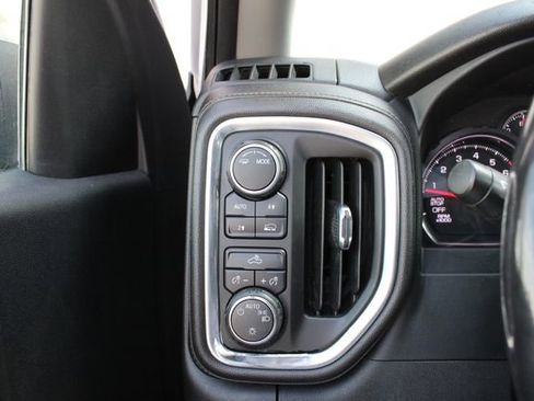 Used 2020 Chevrolet Silverado 1500 LT w/ Fleet Comfort Package AWD/4WD image 8