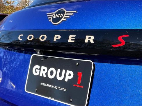 Certified 2025 MINI Cooper S image 32