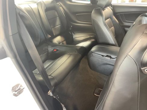 Used 2022 Ford Mustang GT Premium w/ GT Performance Package RWD image 9