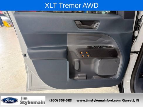 Used 2023 Ford Maverick Tremor w/ Tremor Off-Road Package AWD/4WD image 18