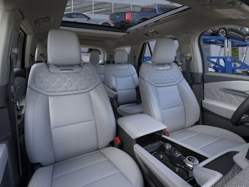 New 2026 Ford Explorer Platinum w/ LUX Leather Package image 10