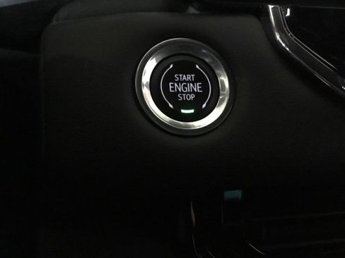 Used 2023 GMC Canyon Elevation w/ Convenience Package image 39