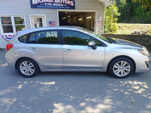 Used 2015 Subaru Impreza 2.0i Premium AWD/4WD image 7
