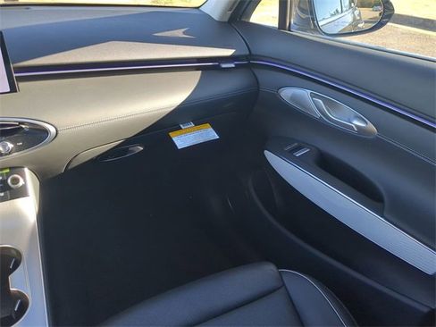 New 2026 Genesis GV70 2.5T Advanced image 16