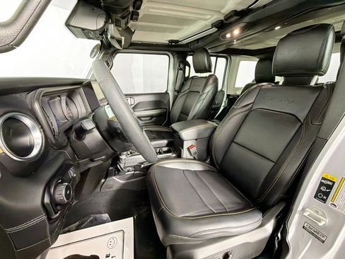 Used 2024 Jeep Wrangler Sahara w/ Technology Group image 21