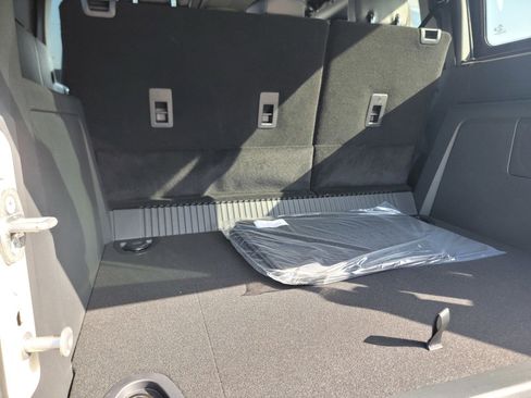 New 2025 Ford Bronco Outer Banks AWD/4WD image 13