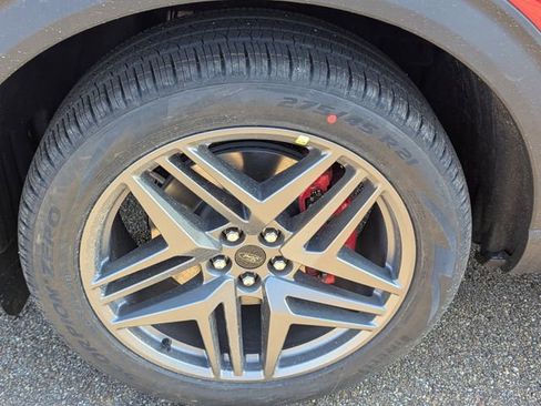 New 2026 Ford Explorer ST-Line w/ ST-Line Street Pack image 25