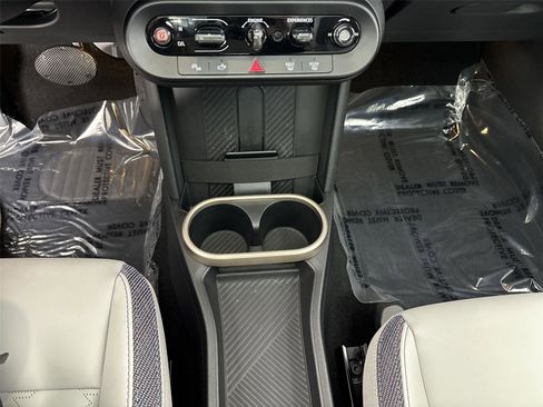 Used 2025 MINI Cooper S image 23