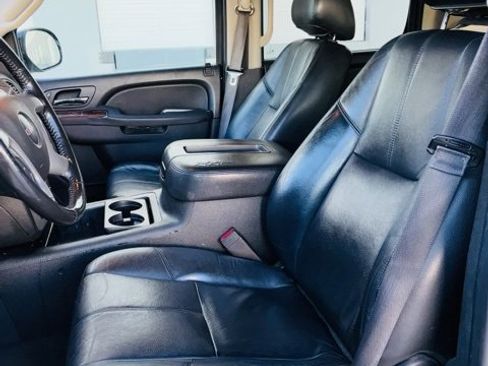 Used 2013 GMC Yukon XL SLT image 11