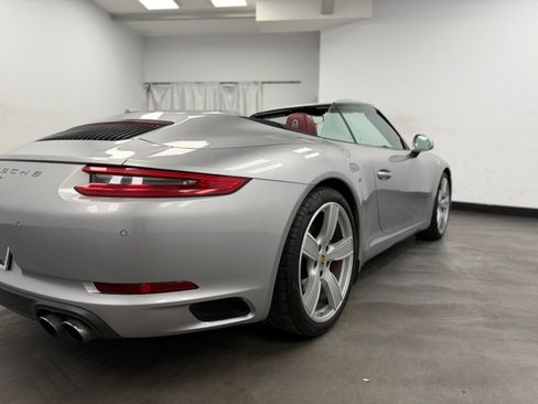 Used 2017 Porsche 911 UNAVAIL image 33