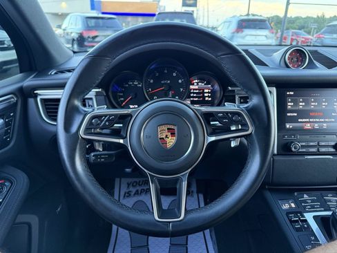 Used 2018 Porsche Macan GTS AWD/4WD image 15