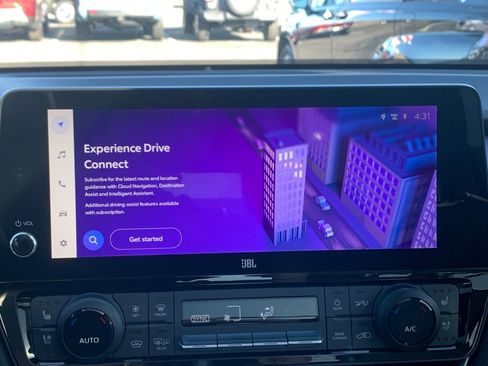 Used 2024 Toyota Grand Highlander Platinum image 21