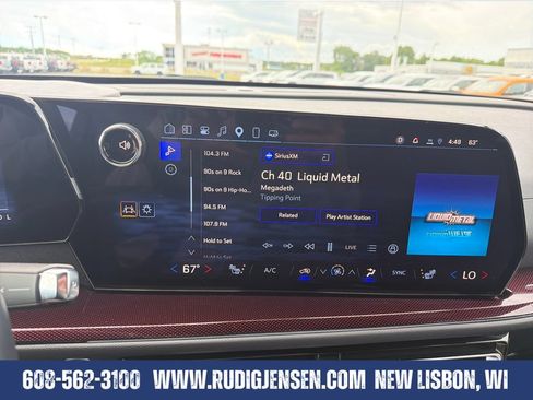 Used 2025 Chevrolet Traverse Z71 AWD/4WD image 18