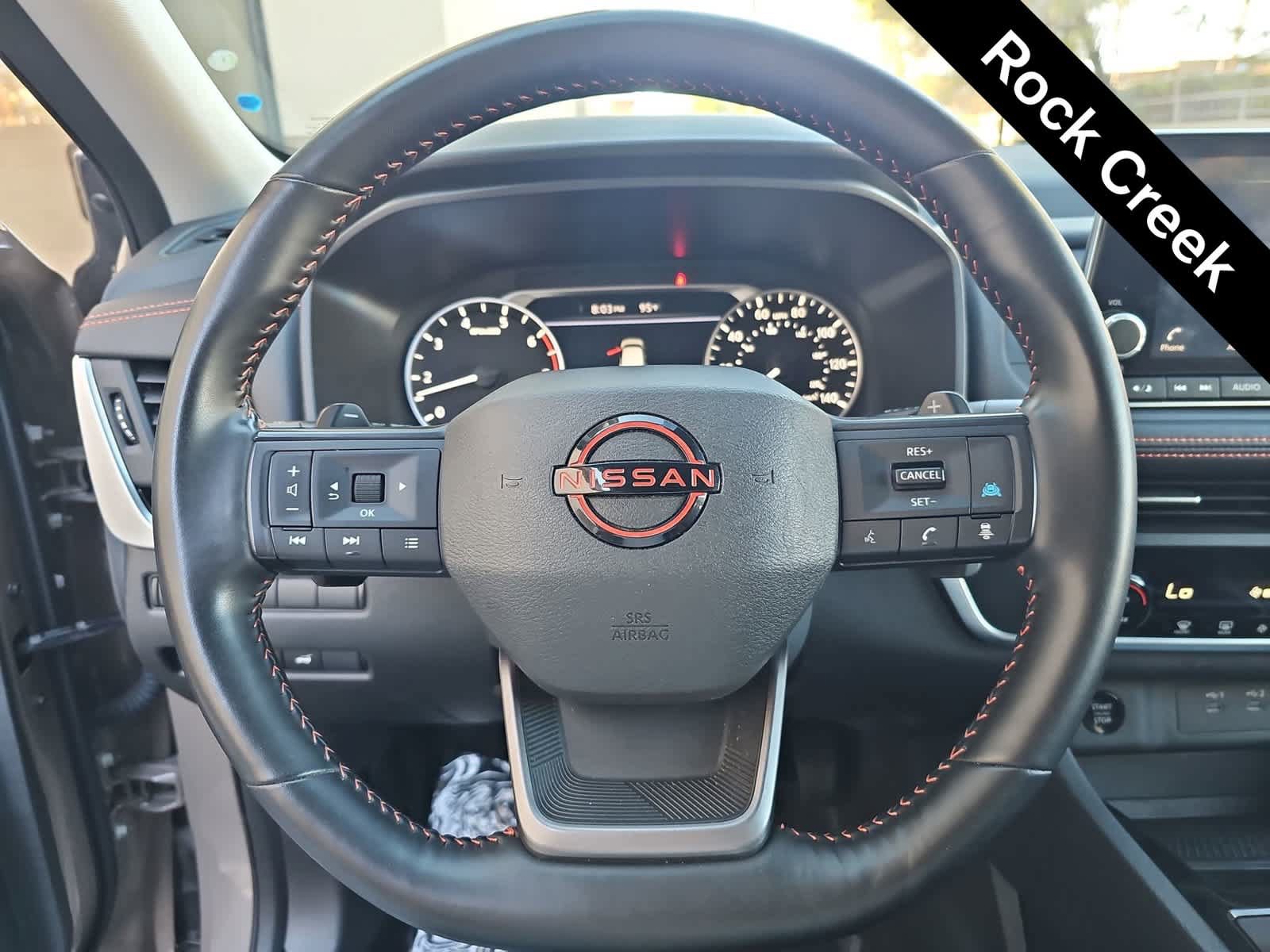 Used 2025 Nissan Rogue SV AWD/4WD image 19