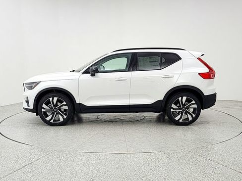 New 2026 Volvo XC40 B5 Plus w/ Protection Package Premier AWD/4WD image 8