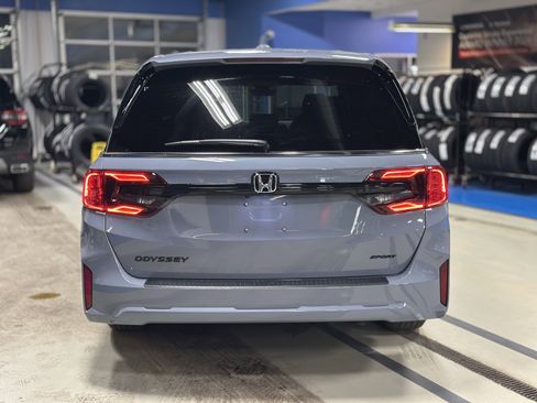 New 2026 Honda Odyssey Sport-L image 5