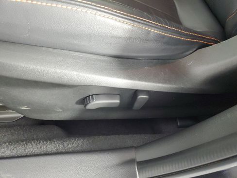 Used 2023 Subaru Crosstrek 2.5i Limited image 32