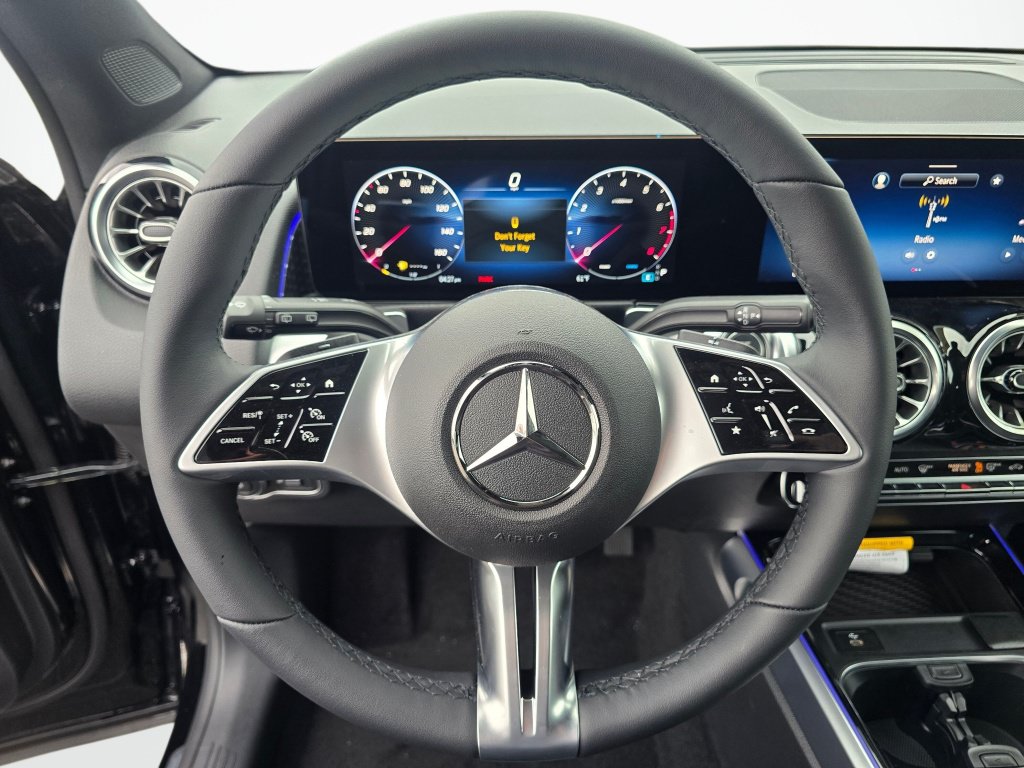 New 2026 Mercedes-Benz GLB 250 4MATIC image 13