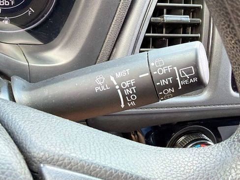 Used 2022 Honda HR-V LX image 21