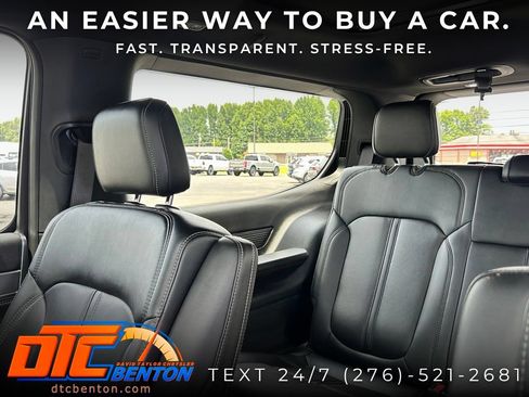 Used 2023 Jeep Wagoneer Series II AWD/4WD image 7