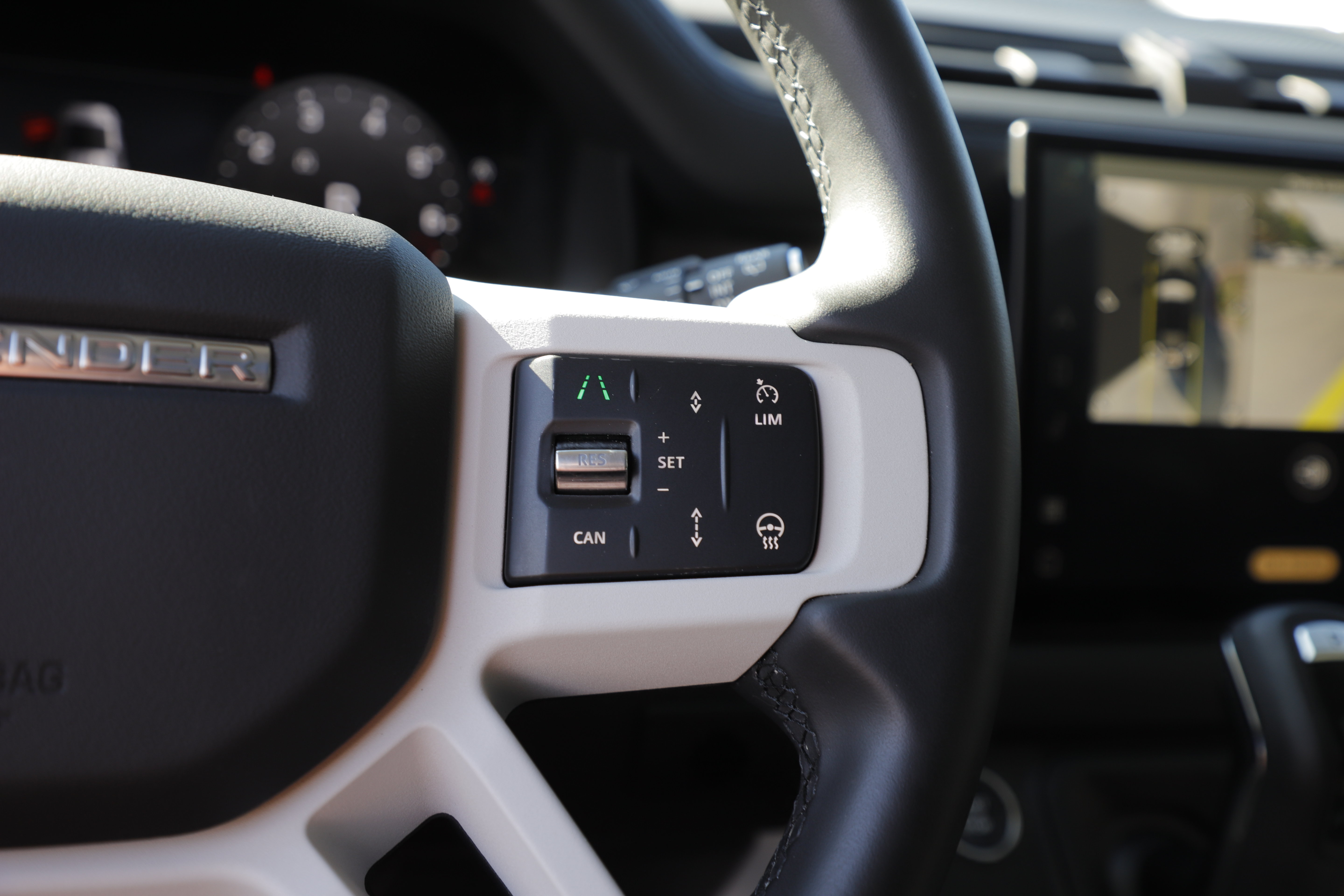 Used 2025 Land Rover Defender 110 S AWD/4WD image 24