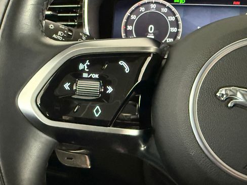 Used 2024 Jaguar F-PACE R-Dynamic S image 16