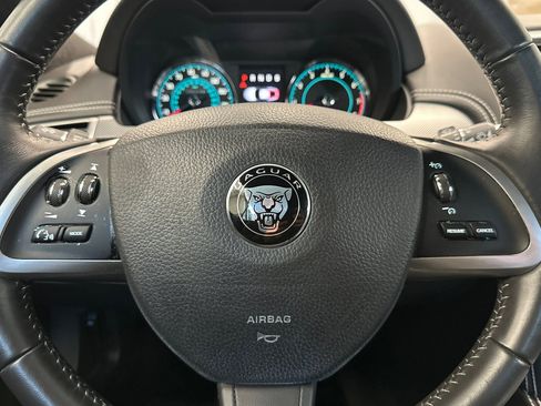 Used 2014 Jaguar XKR R image 17