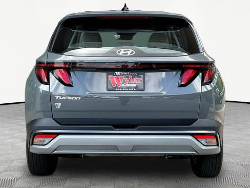 Used 2025 Hyundai Tucson SE FWD image 5