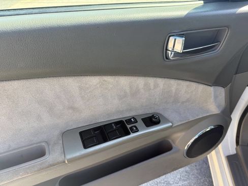 Used 2005 Nissan Altima 2.5 S w/ (S02) Side Airbags Pkg image 16