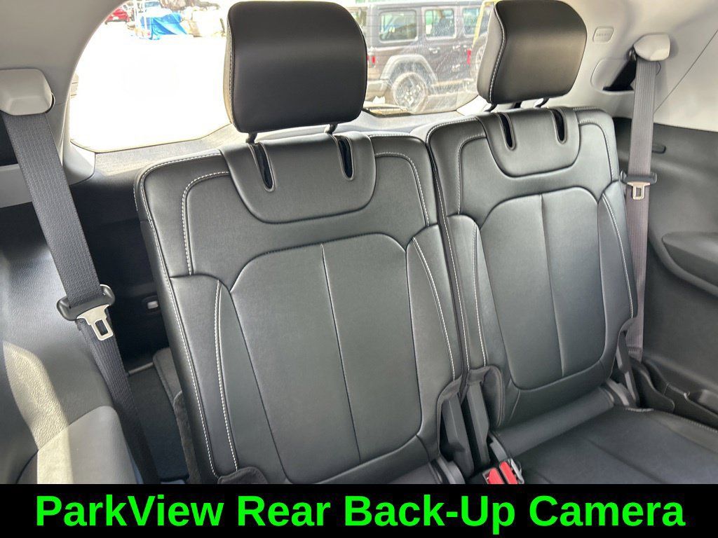 Used 2024 Jeep Grand Cherokee L Limited RWD image 29