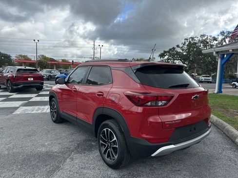 Used 2026 Chevrolet TrailBlazer LT w/ Convenience Package image 3