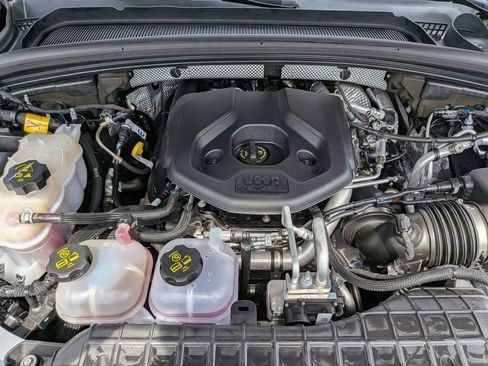 Used 2022 Jeep Grand Cherokee Limited 4xe image 33