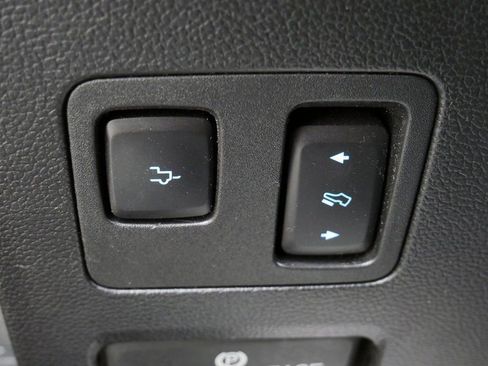 Used 2020 Ford F250 Limited w/ FX4 Off-Road Package image 28