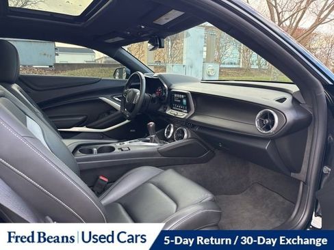 Used 2016 Chevrolet Camaro SS image 19