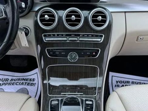 Used 2015 Mercedes-Benz C 300 4MATIC Sedan image 32