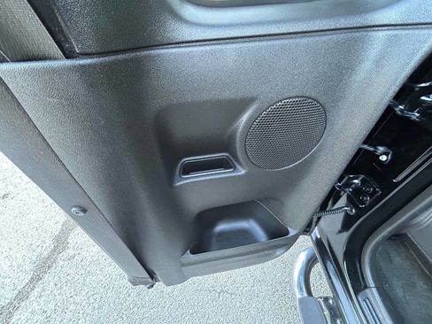 Used 2012 GMC Canyon SLE image 22