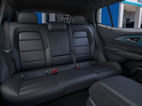 New 2026 Chevrolet Equinox EV LT image 17