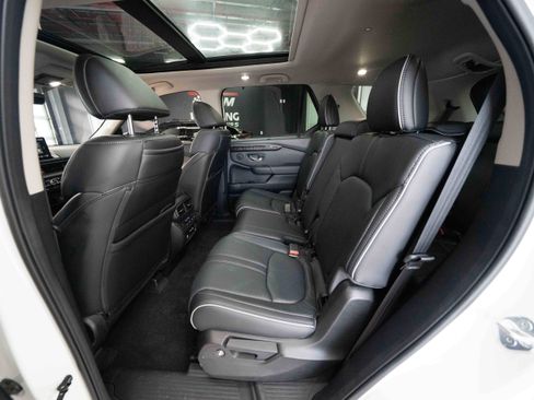 Used 2023 Honda Pilot Elite image 23