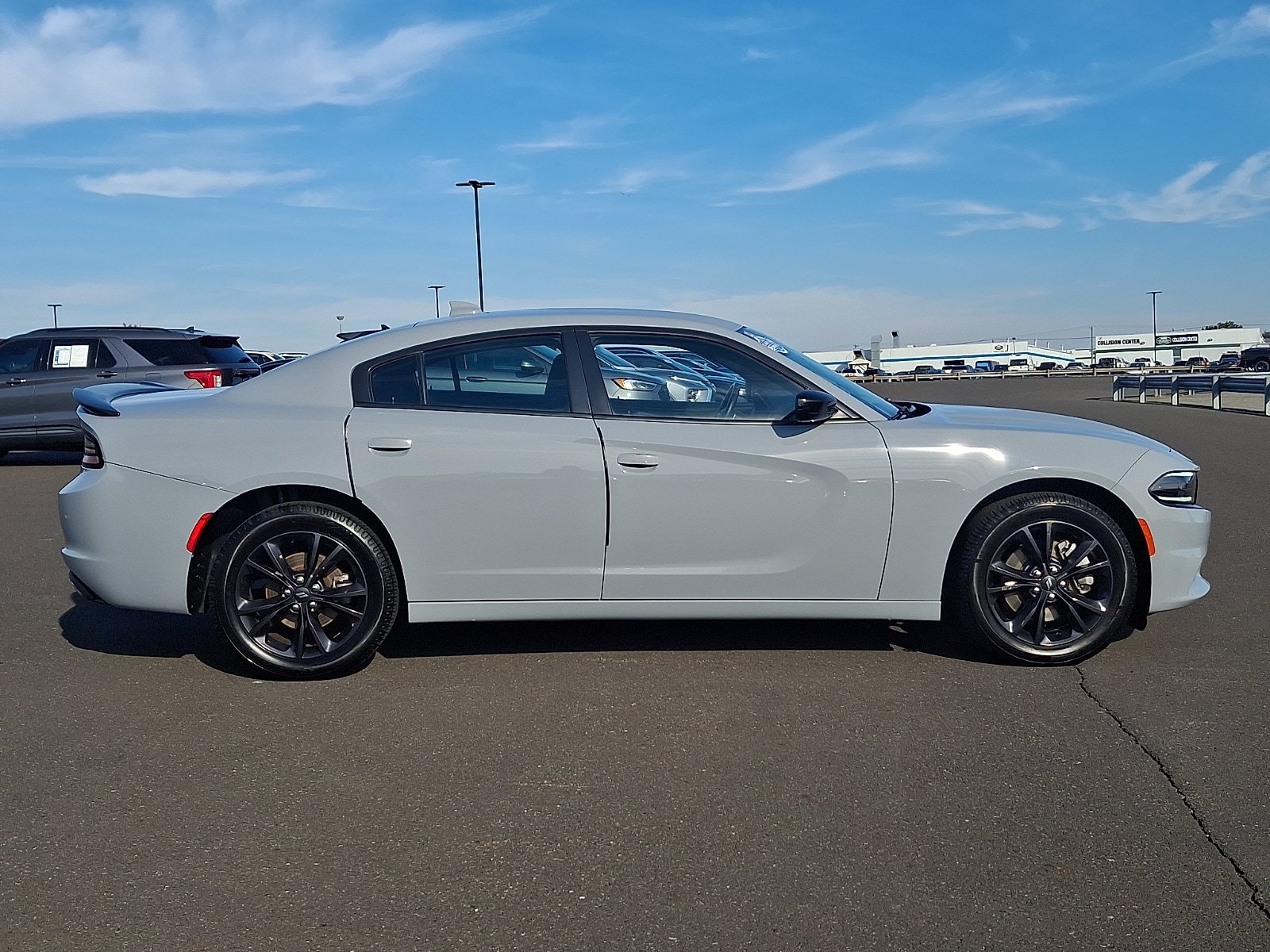 Used 2021 Dodge Charger SXT w/ Blacktop Package AWD/4WD image 7