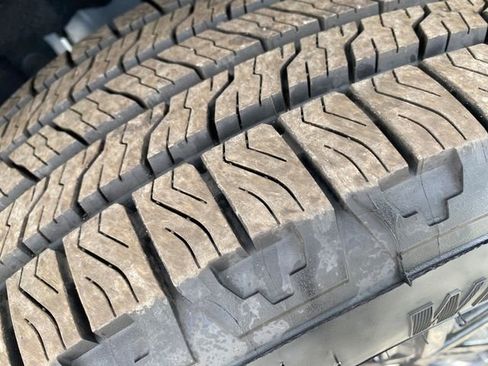 New 2026 Ford Maverick Lariat w/ Black Appearance Package image 17