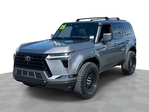 Used 2025 Lexus GX 550 w/ Cold Area Package AWD/4WD image 1