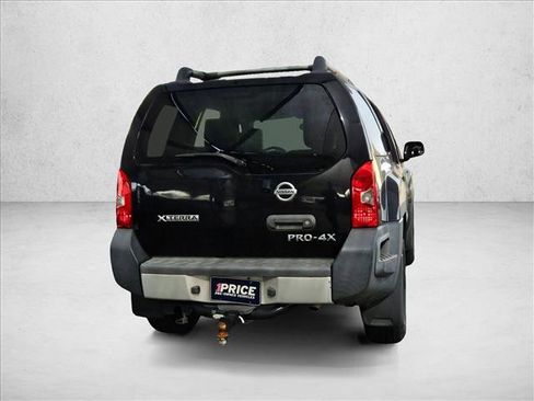 Used 2014 Nissan Xterra PRO-4X w/ Pro-4x Leather Package image 5