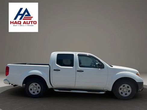 Used 2013 Nissan Frontier S RWD image 4