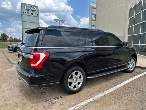 Used 2019 Ford Expedition Max XLT w/ Equipment Group 202A RWD image 9