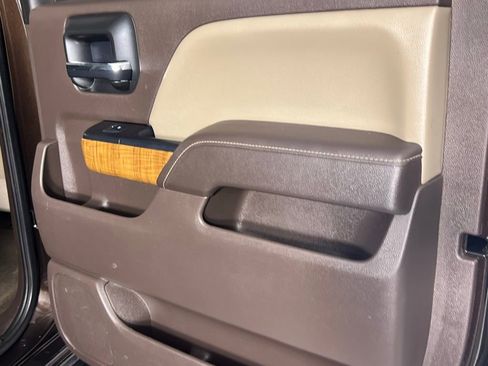 Used 2018 GMC Sierra 3500 SLT w/ Duramax Plus Package image 28